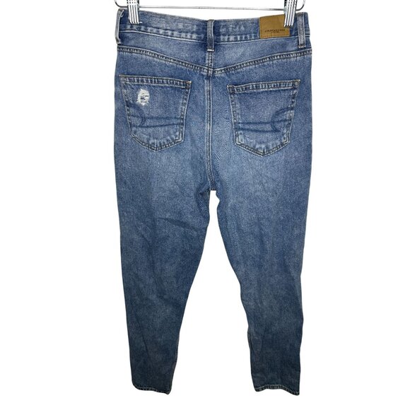 American Eagle High Rise Mom Jeans Distressed Ripped Knee Blue Size 2 Regular - Picture 2 of 10